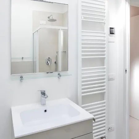 Apartamento Valarin Palermo, Luxury & Wellness, Vercana